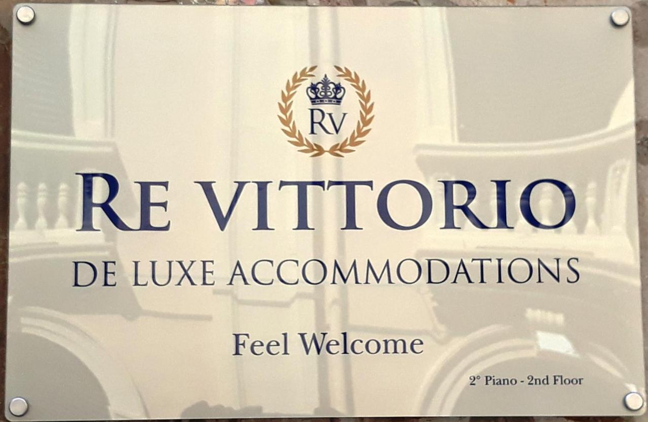 לינה וארוחת בוקר מסינה Re Vittorio De Luxe מראה חיצוני תמונה