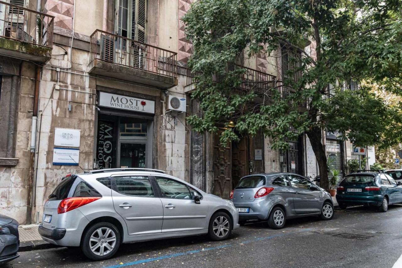 לינה וארוחת בוקר מסינה Re Vittorio De Luxe מראה חיצוני תמונה
